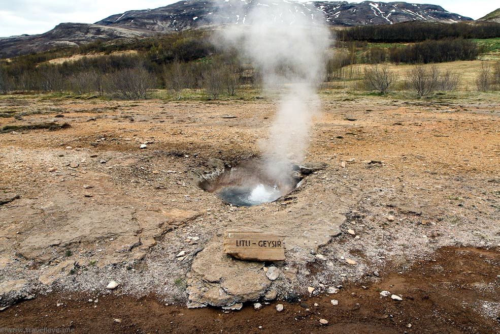 053 Strokkur Iceland Litli Geysir