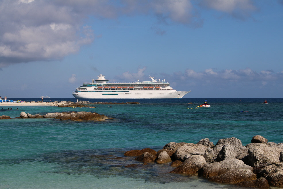 064 Majesty of the Seas Coco Cay 