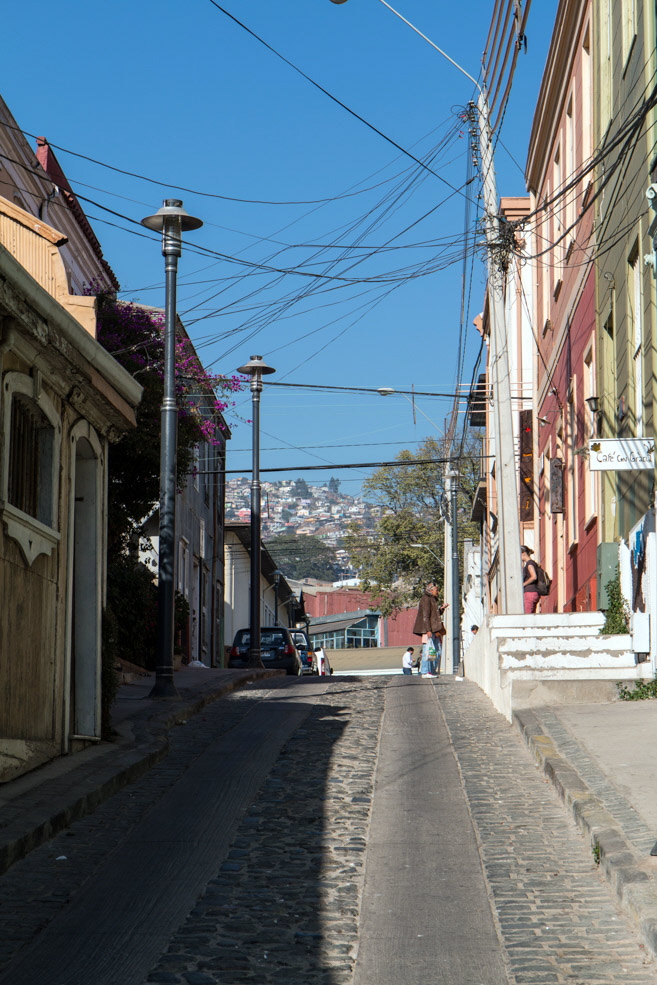 717 Valparaiso